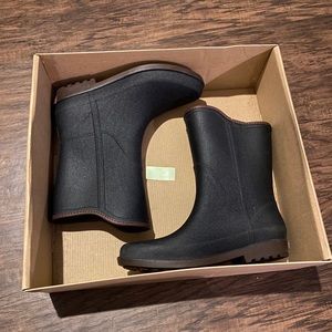 AEROSOLES MARTHA STEWART BLACK RAIN BOOTS SZ 9